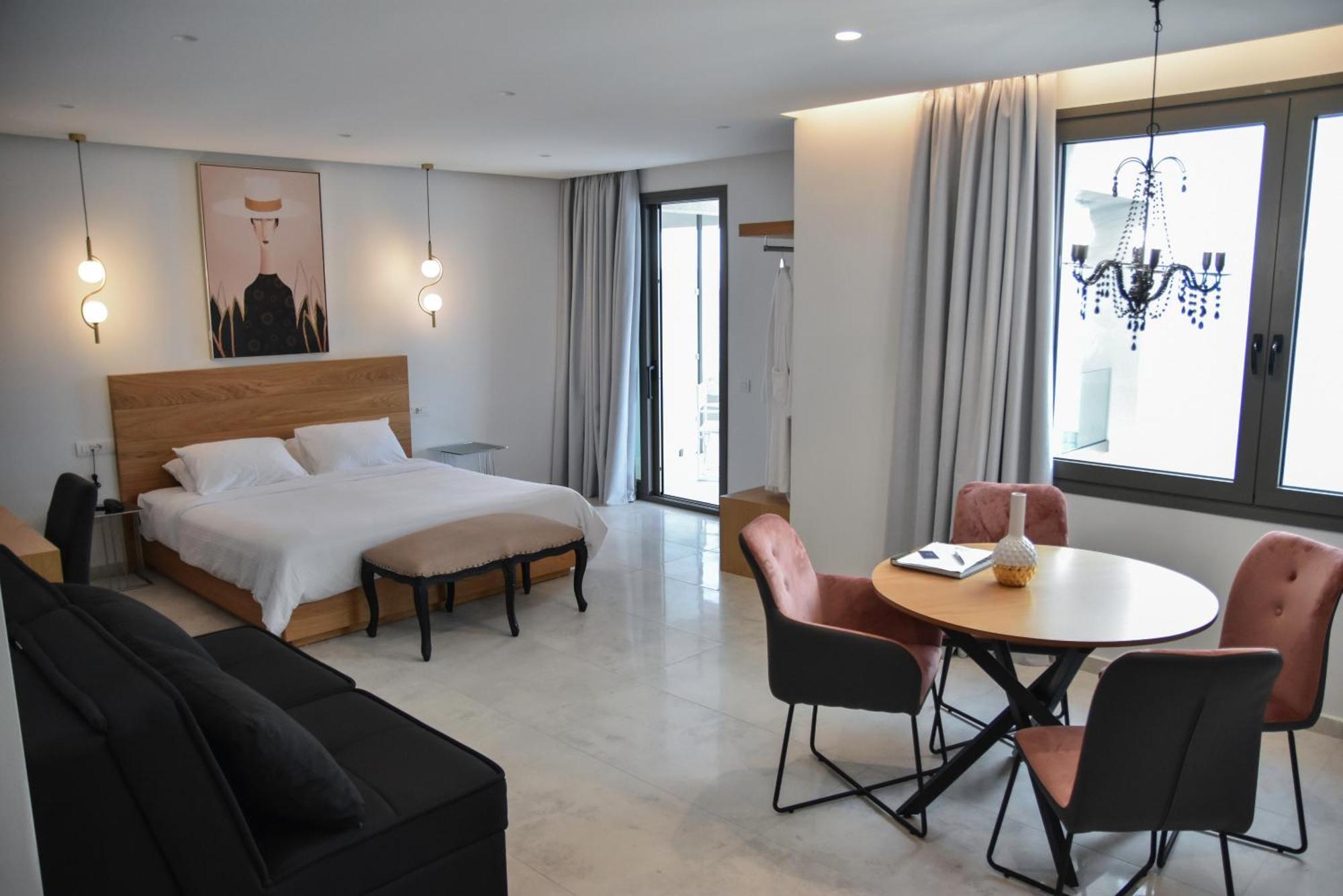 Hotel Mythical Coast Wellness Retreat