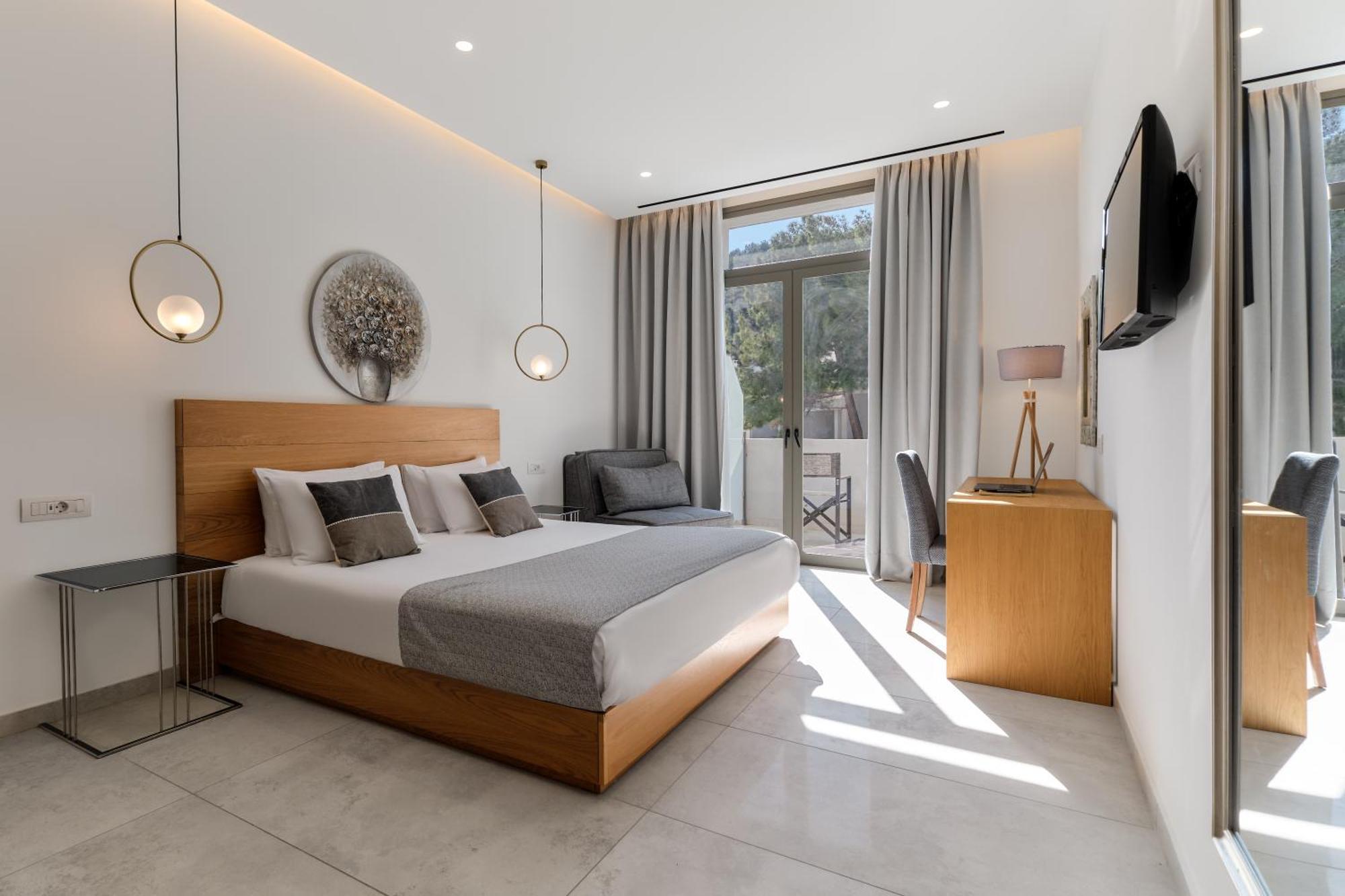 Mythical Coast Wellness Retreat 5*